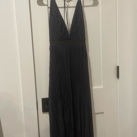 STYLESTALKER Alexa Maxi Dress in Navy - from REVOLVE - Picture 10 of 14